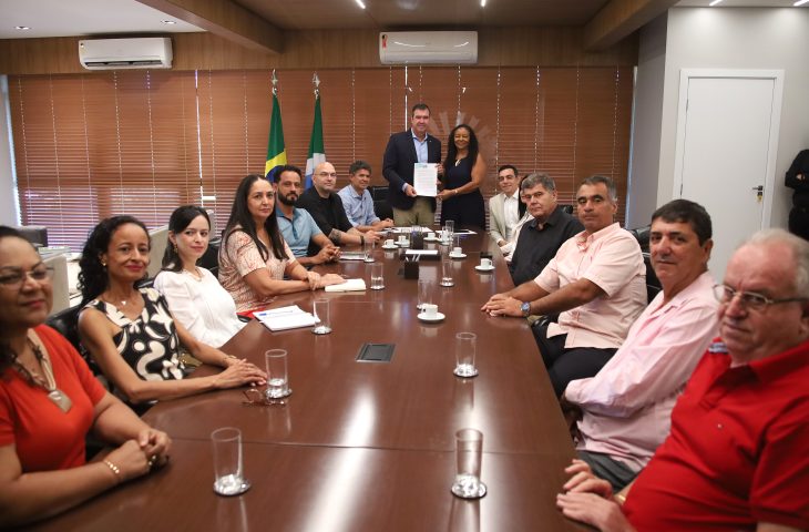 MS terá novo concurso com 2 mil vagas para professores da Rede Estadual