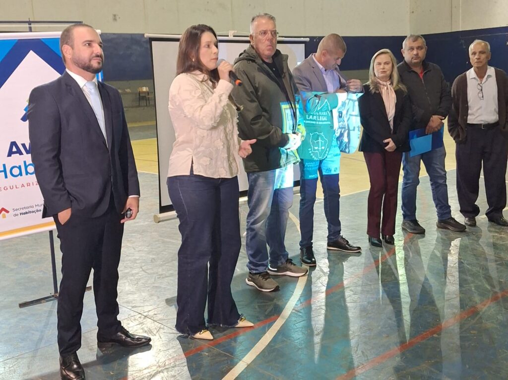 Prefeitura de Ponta Porã se reúne com moradores do Altos da Glória e Universitário para discutir regularização fundiária Prefeitura de Ponta Porã se reúne com moradores do Altos da Glória e Universitário para discutir regularização fundiária