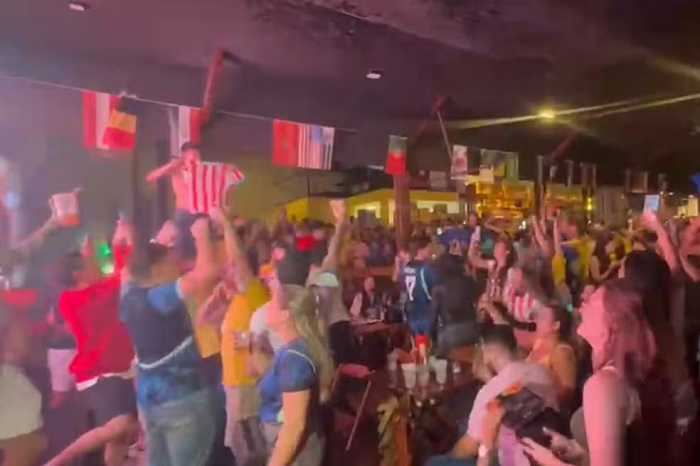Festa na fronteira: Brasiguaios comemoram classificações de Brasil e Paraguai na Copa do Mundo