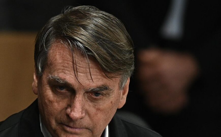 Moraes autoriza transferência de joias sauditas de Bolsonaro para a Receita Federal