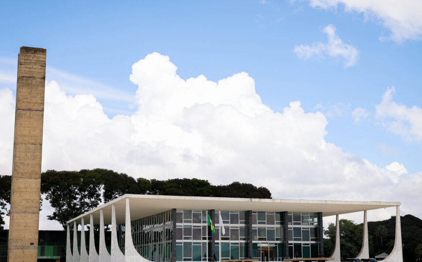 Por que a associação de prefeitos quer derrubar a lei da dosimetria no STF?
