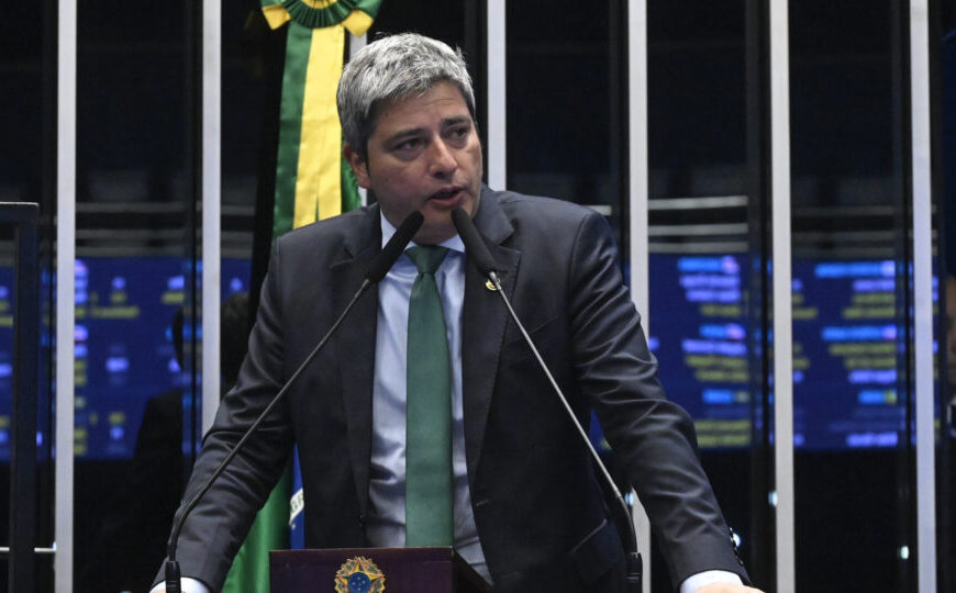 PL escolhe Carlos Portinho como pré-candidato ao Senado pelo Rio de Janeiro
