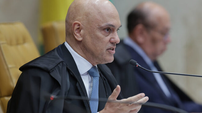 Moraes manda soltar ex-prefeito que foi preso com fuzil no carro