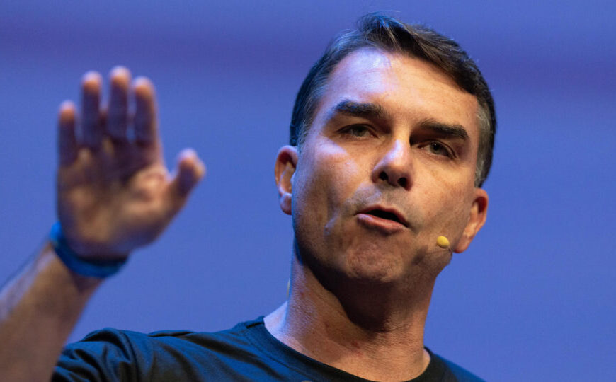 Flávio Bolsonaro fala contra tarifas: veja principais pontos da manifestação aos EUA