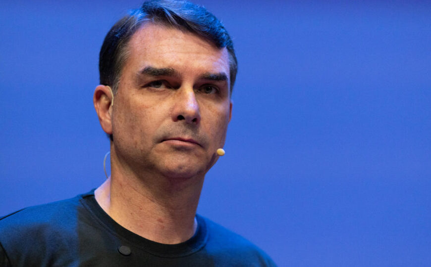 Governo ataca Flávio Bolsonaro após audiência nos EUA: “claro objetivo eleitoreiro”