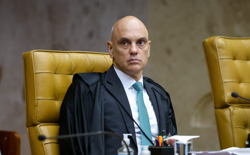 Moraes ignorou outras cartas de Jair e vetou visita de Flávio após pedido de petista