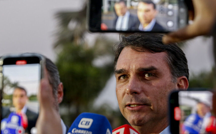 Operação contra publicitário de Vorcaro deve aprofundar investigação sobre “Dark Horse”