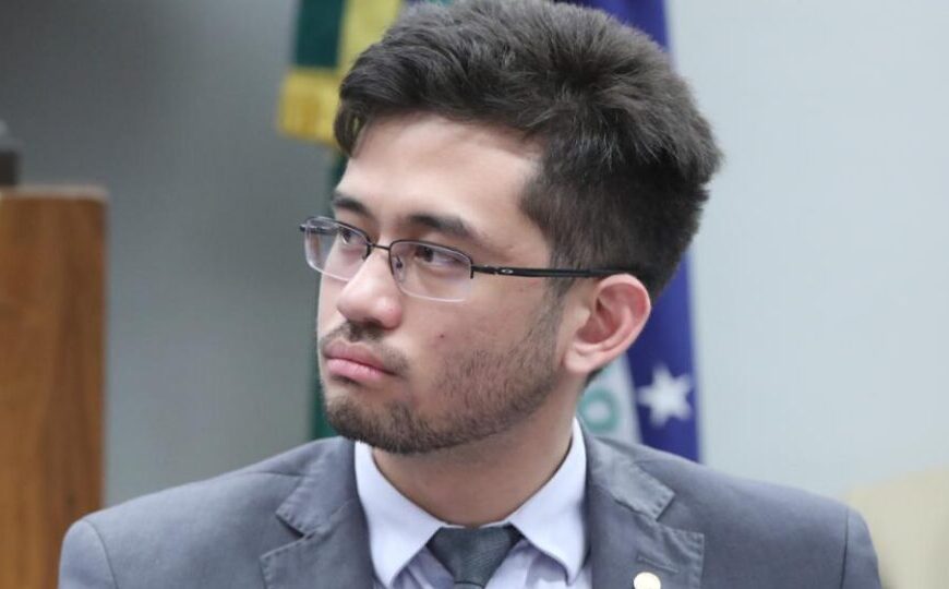 CCJ da Câmara pauta votação de PEC que pode limitar IPVA a 1% do valor do carro