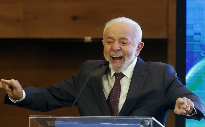 Trump tentará interferir nas eleições para ajudar “o lado de lá”, diz Lula