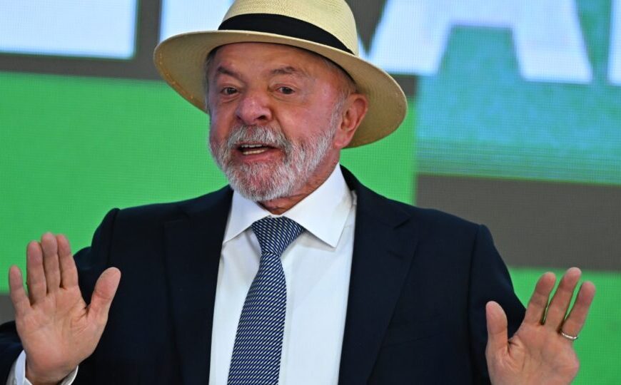 Lula diz que “quem se meter nas eleições vai apanhar muito”
