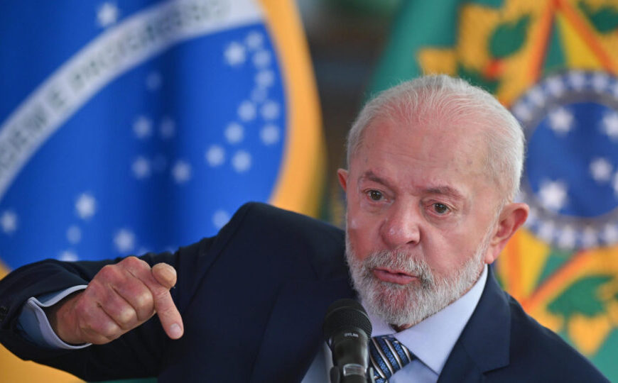 Lula deveria saber que quem foge do debate não respeita a democracia