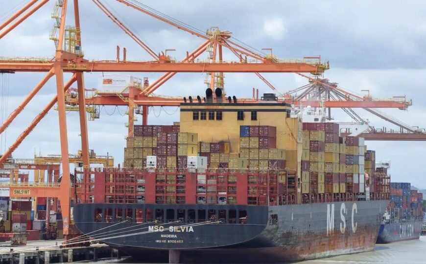Tarifas dos EUA afetarão mais de um quinto das exportações, estima governo