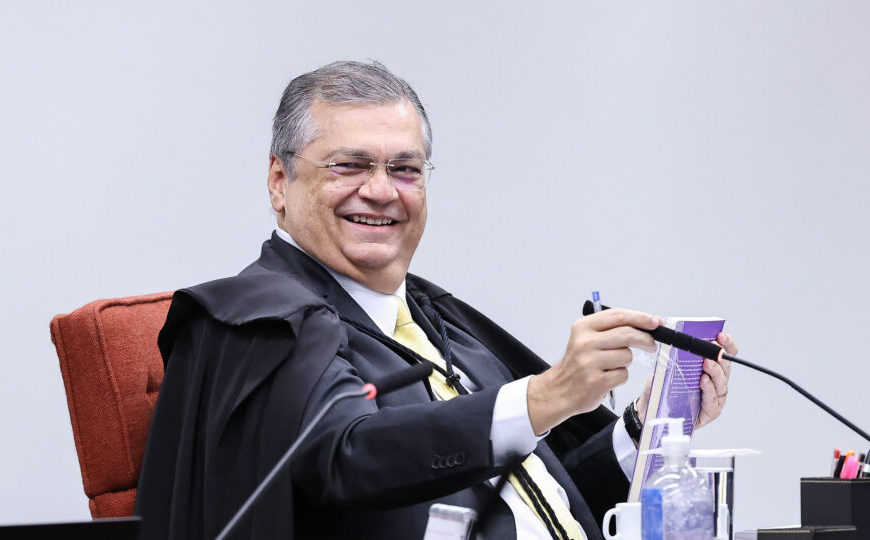 Canetada de Dino pode travar investigação sobre Lulinha e enfraquecer Mendonça