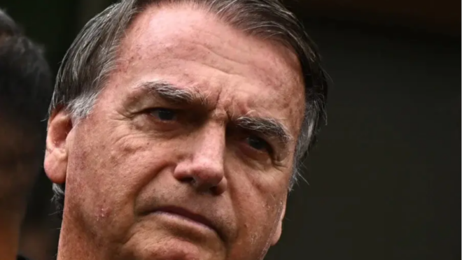 PGR dá parecer contra os recursos de Bolsonaro e recomenda proibição de visitas