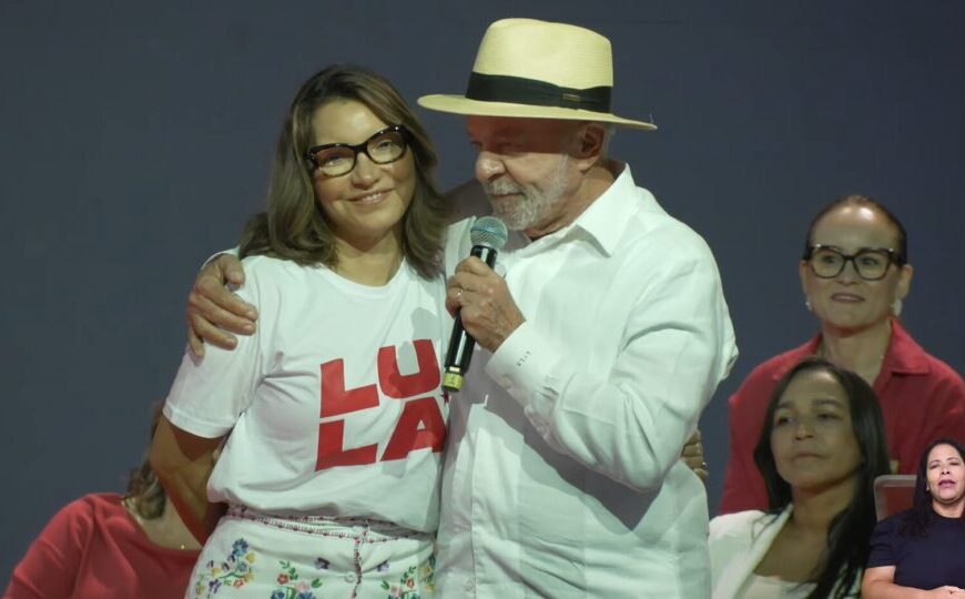 Lula comete gafe e confunde esposas: “Perdi a Janja depois de 45 anos de casado”