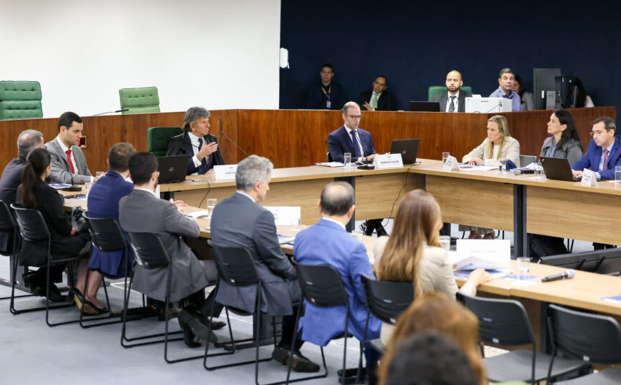 Governadora e ministro de Lula divergem sobre aval da União para empréstimo ao BRB