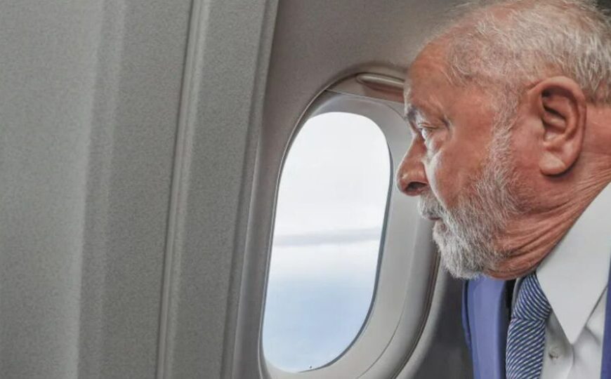 Quem gastou mais com viagens em ano eleitoral: Lula ou Bolsonaro?
