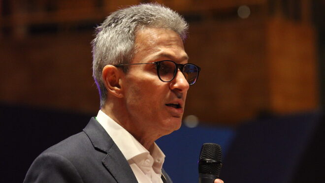Zema promete anistia aos condenados pelo 8/1, critica STF e defende voto impresso