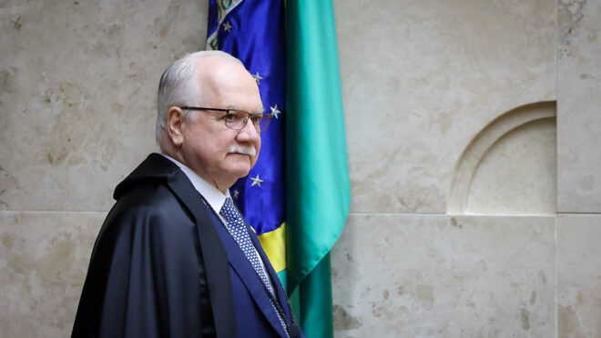 Fachin decide não julgar Moraes e Mendonça juntos; atuação do relator do Master será analisada em 23 de setembro