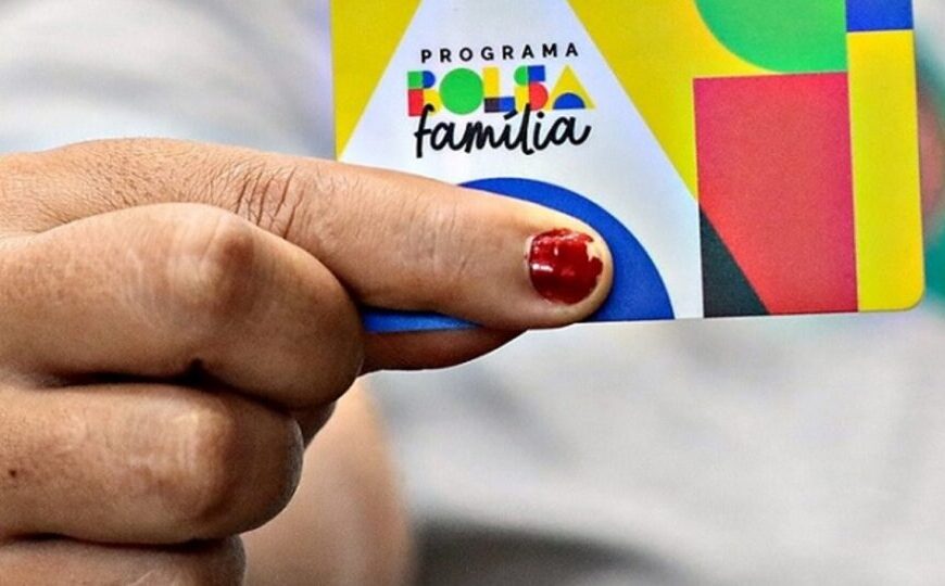 O voto é a única via de libertação da escravidão social que impera no Brasil