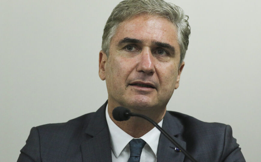 Itamaraty confirma apoio de embaixada a amiga de Lulinha em mudança para a Espanha